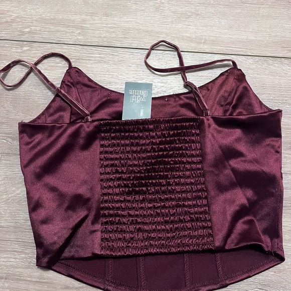 Wild Fable Maroon Satin Top with Blue Floral Details - Picture 5 of 5